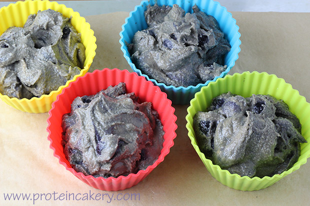 blueberry-protein-muffins-silicone-cups