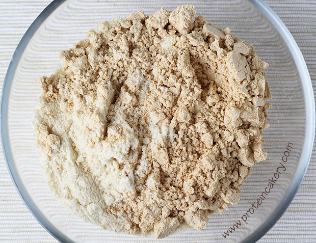peanut-butter-protein-frosting-ingredients