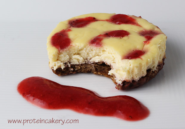 strawberry-protein-cheesecake-bites