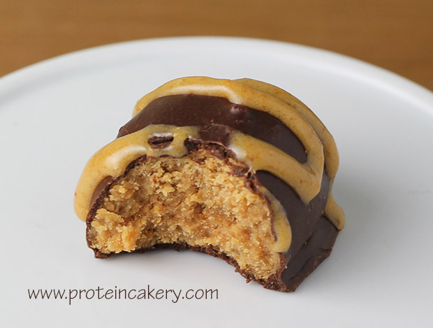 chocolate-peanut-butter-protein-eggs-inside