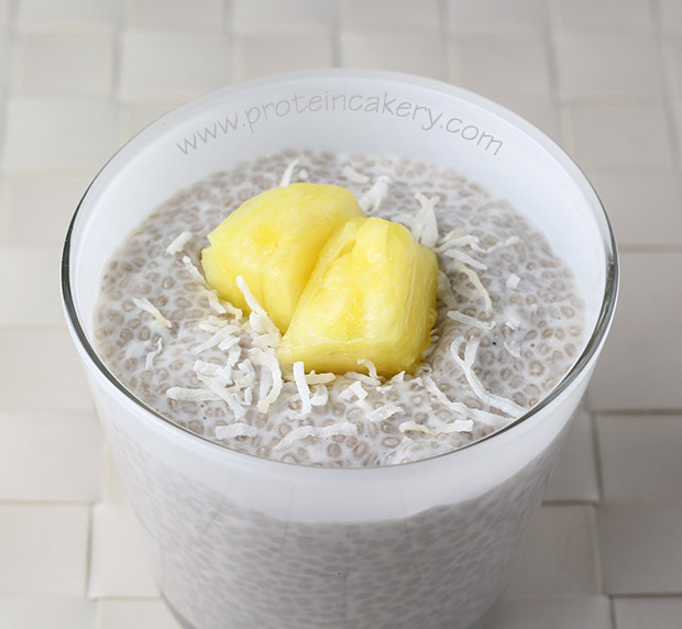 coconut-chia-protein-pudding-pineapple-topping