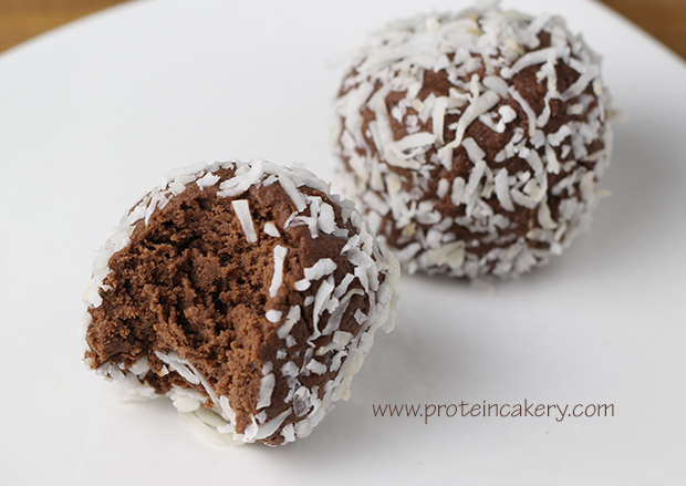 coconut-dusted-chocolate-protein-bars-balls