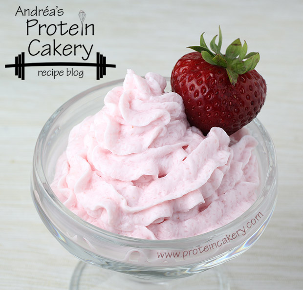 protein-cakery-strawberry-yogurt-protein-mousse
