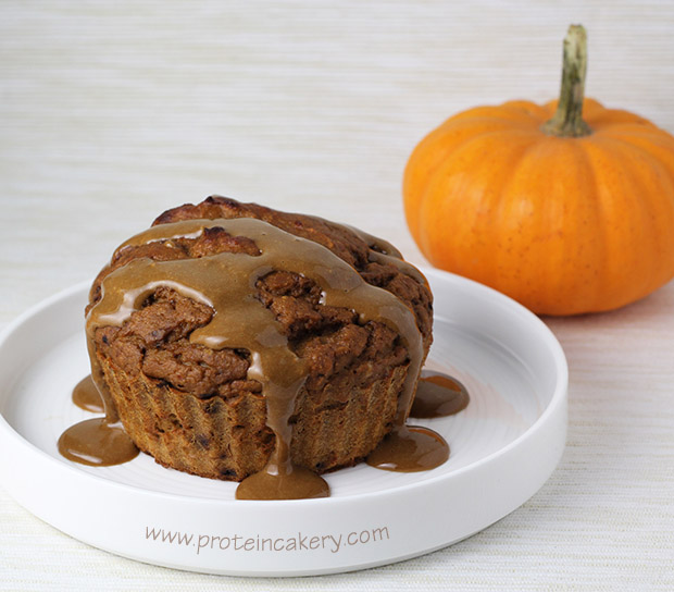 pumpkin-spice-latte-protein-muffins