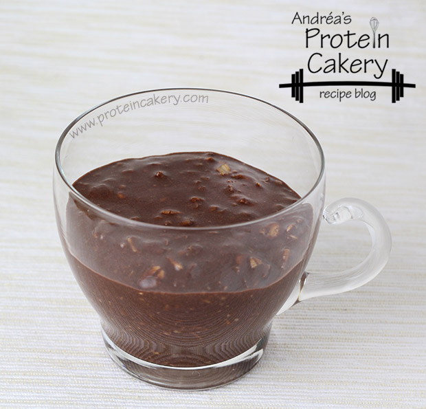 protein-cakery-peppermint-hot-cocoa-overnight-protein-oats