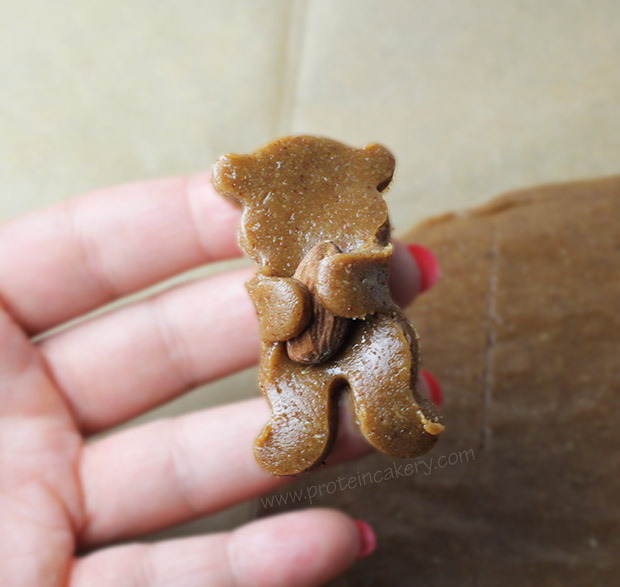 maple-almond-bear-hug-protein-cookies-glutenfree