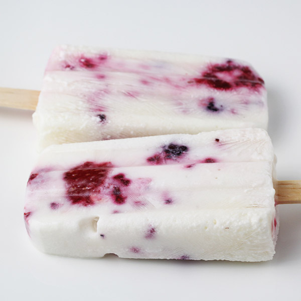 protein-cakery-11-yogurt-berry-protein-popsicle