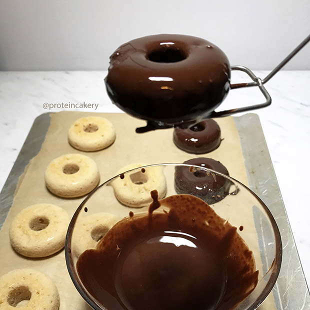 donut-dip-protein-cakery