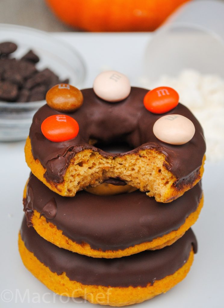 chocolate-glazed-pumpkin-protein-donuts