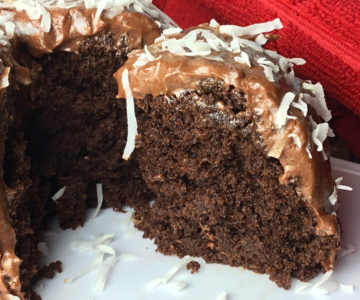 keto-chocolate-coconut-cake