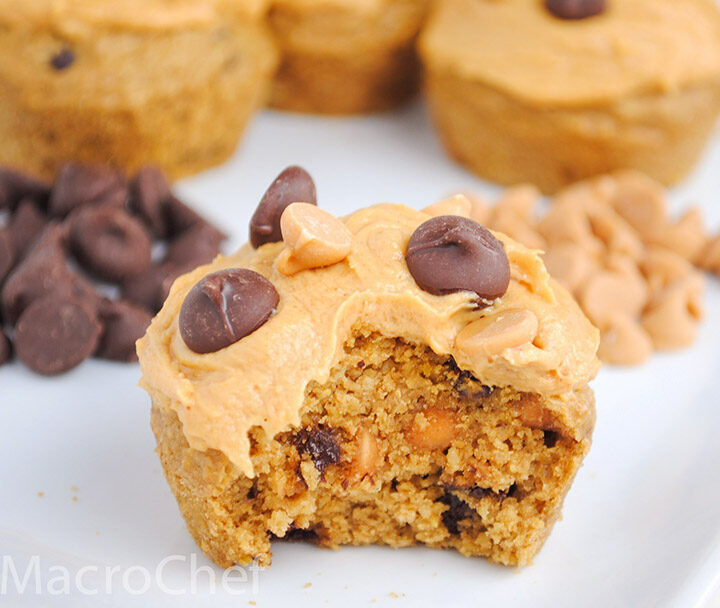 peanut-butter-chocolate-chip-protein-cupcakes