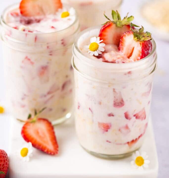 3 jars of strawberry overnight protein oats.