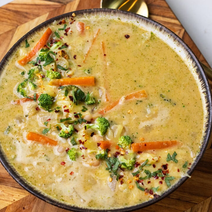 bowl of broccoli cheddar soup.